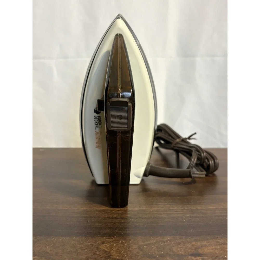 VintageBLACK+DECKER Stowaway Corded Adjustable Steam Iron, Steam, Folding Handle